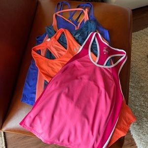 Set of 4 work out tanks